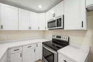 7001 S 41st St, Phoenix, AZ 85042 - Photo 12