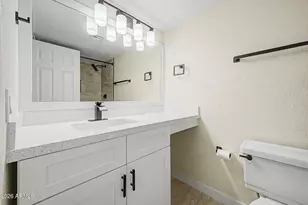 7001 S 41st St, Phoenix, AZ 85042 - Photo 22
