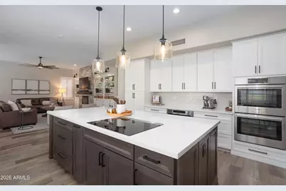 15435 S 4th Drive, Phoenix, AZ 85045 - Photo 10