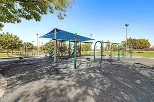 371 W Lodge Dr, Tempe, AZ 85283 - Photo 36