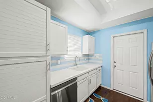 371 W Lodge Dr, Tempe, AZ 85283 - Photo 12