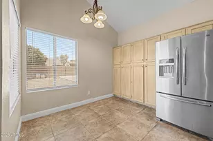 1040 E Ivyglen St, Mesa, AZ 85203 - Photo 12