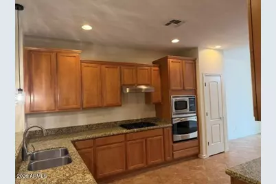 27582 N 90th Lane, Peoria, AZ 85383 - Photo 6