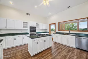 1588 N San Francisco Circle, Sierra Vista, AZ 85635 - Photo 10