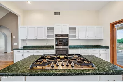 1588 N San Francisco Circle, Sierra Vista, AZ 85635 - Photo 12