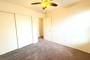 8198 W Groom Creek Rd, Phoenix, AZ 85043 - Photo 14