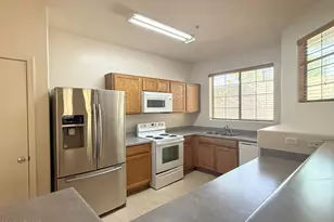 8198 W Groom Creek Rd, Phoenix, AZ 85043 - Photo 6