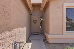 2615 E Beautiful Ln, Phoenix, AZ 85042 - Photo 4