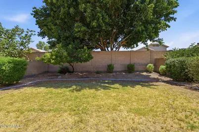 2615 E Beautiful Lane, Phoenix, AZ 85042 - Photo 30