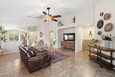 2615 E Beautiful Lane, Phoenix, AZ 85042 - Photo 8