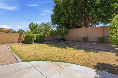 2615 E Beautiful Lane, Phoenix, AZ 85042 - Photo 28