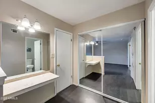 2025 W Elm St, Phoenix, AZ 85015 - Photo 14