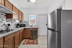 802 W Roosevelt St, Phoenix, AZ 85007 - Photo 16
