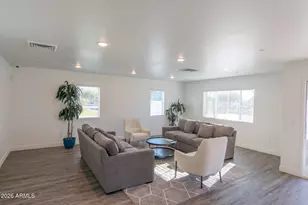 12945 W Greenway Rd, El Mirage, AZ 85335 - Photo 10