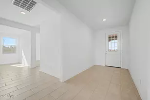 17467 W Saguaro Vis Dr, Surprise, AZ 85387 - Photo 10