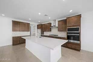 17467 W Saguaro Vis Dr, Surprise, AZ 85387 - Photo 4