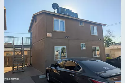 7160 N 53rd Avenue #Apt 4, Glendale, AZ 85301 - Photo 1