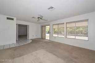 9719 W Newport Dr, Sun City, AZ 85351 - Photo 8