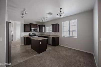 7422 S 27th Way, Phoenix, AZ 85042 - Photo 12