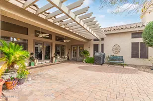 1337 E Ludlow Dr, Phoenix, AZ 85022 - Photo 6