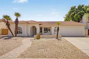 4111 E Cholla Canyon Dr, Phoenix, AZ 85044 - Photo 2