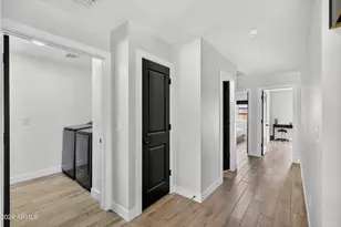 1724 S 1st St, Phoenix, AZ 85004 - Photo 20