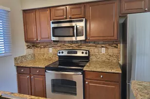20420 N 6th Dr, Phoenix, AZ 85027 - Photo 8