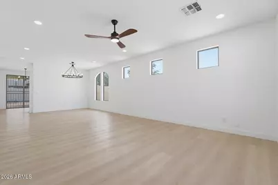 6607 S 17th Avenue, Phoenix, AZ 85041 - Photo 2