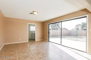 7724 W Pierson St, Phoenix, AZ 85033 - Photo 6