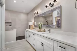 7955 E Chaparral Rd, Scottsdale, AZ 85250 - Photo 24
