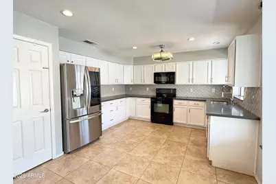 4431 E Badger Way, Phoenix, AZ 85044 - Photo 8