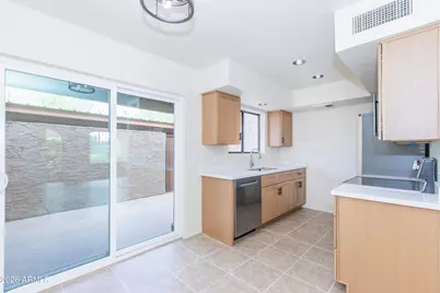 16336 E Palisades Boulevard #4, Fountain Hills, AZ 85268 - Photo 6