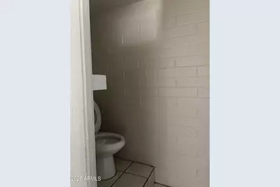 4269 N 68th Drive, Phoenix, AZ 85033 - Photo 14