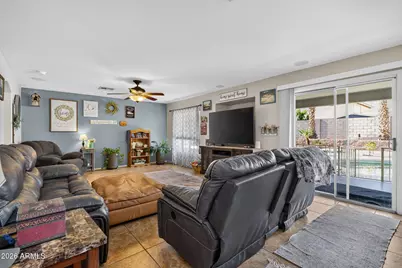 15746 W Calavar Road, Surprise, AZ 85379 - Photo 10