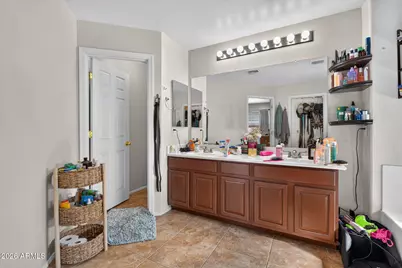 15746 W Calavar Road, Surprise, AZ 85379 - Photo 40