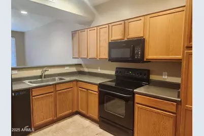 21655 N 36th Avenue #Unit 132, Glendale, AZ 85308 - Photo 4