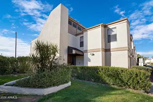 6502 N 10th Pl, Phoenix, AZ 85014 - Photo 1