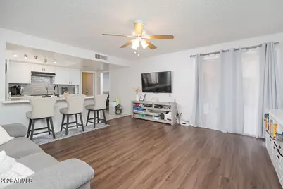 11445 S Iroquois Drive, Phoenix, AZ 85044 - Photo 6