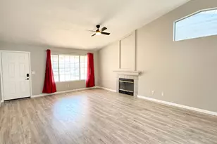 490 E Bart Dr, Chandler, AZ 85225 - Photo 6