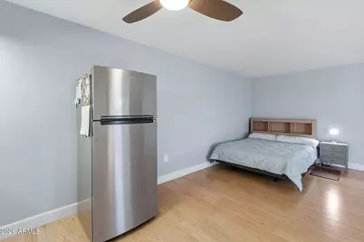 13215 N 98th Avenue #D, Sun City, AZ 85351 - Photo 12
