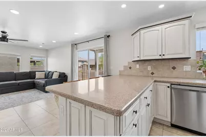 6650 E Rhodes Street, Mesa, AZ 85215 - Photo 22