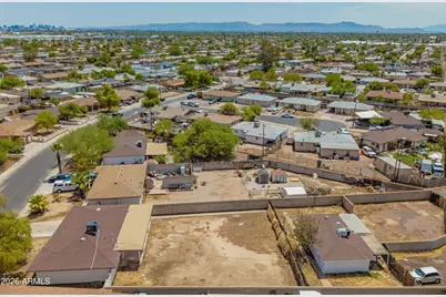 4542 N 50th Drive, Phoenix, AZ 85031 - Photo 24