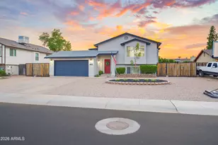13020 N 77th Ave, Peoria, AZ 85381 - Photo 4