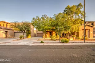 18535 W Udall Dr, Surprise, AZ 85374 - Photo 4