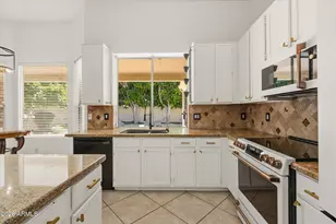 5761 W Park Ave, Chandler, AZ 85226 - Photo 2