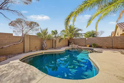 18458 N Smith Drive, Maricopa, AZ 85139 - Photo 32