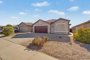 18458 N Smith Dr, Maricopa, AZ 85139 - Photo 2