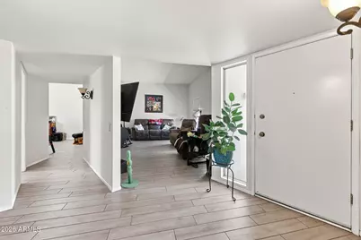 11137 W Palmeras Drive, Sun City, AZ 85373 - Photo 4