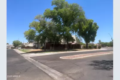 5902 W Townley Avenue, Glendale, AZ 85302 - Photo 2