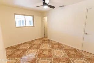 8815 N 31st Ave, Phoenix, AZ 85051 - Photo 20